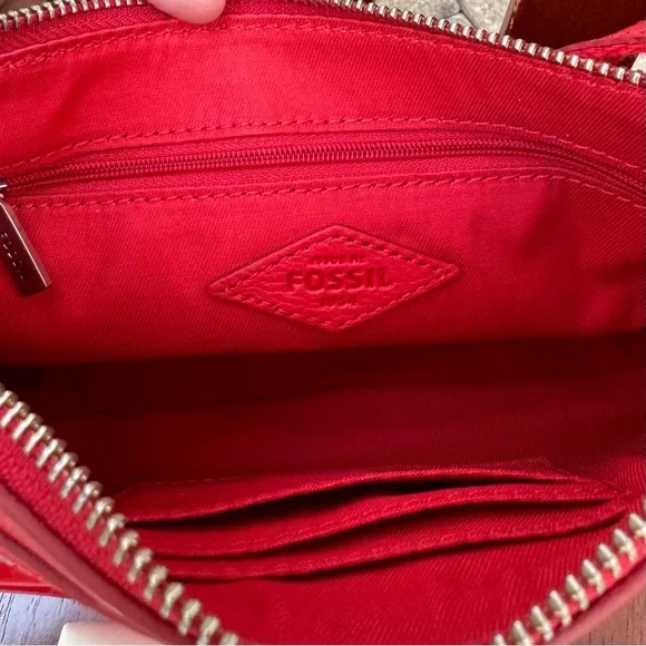 Fossil Dawson Mini Crossbody - Real Red - NWT - Picture 15 of 17